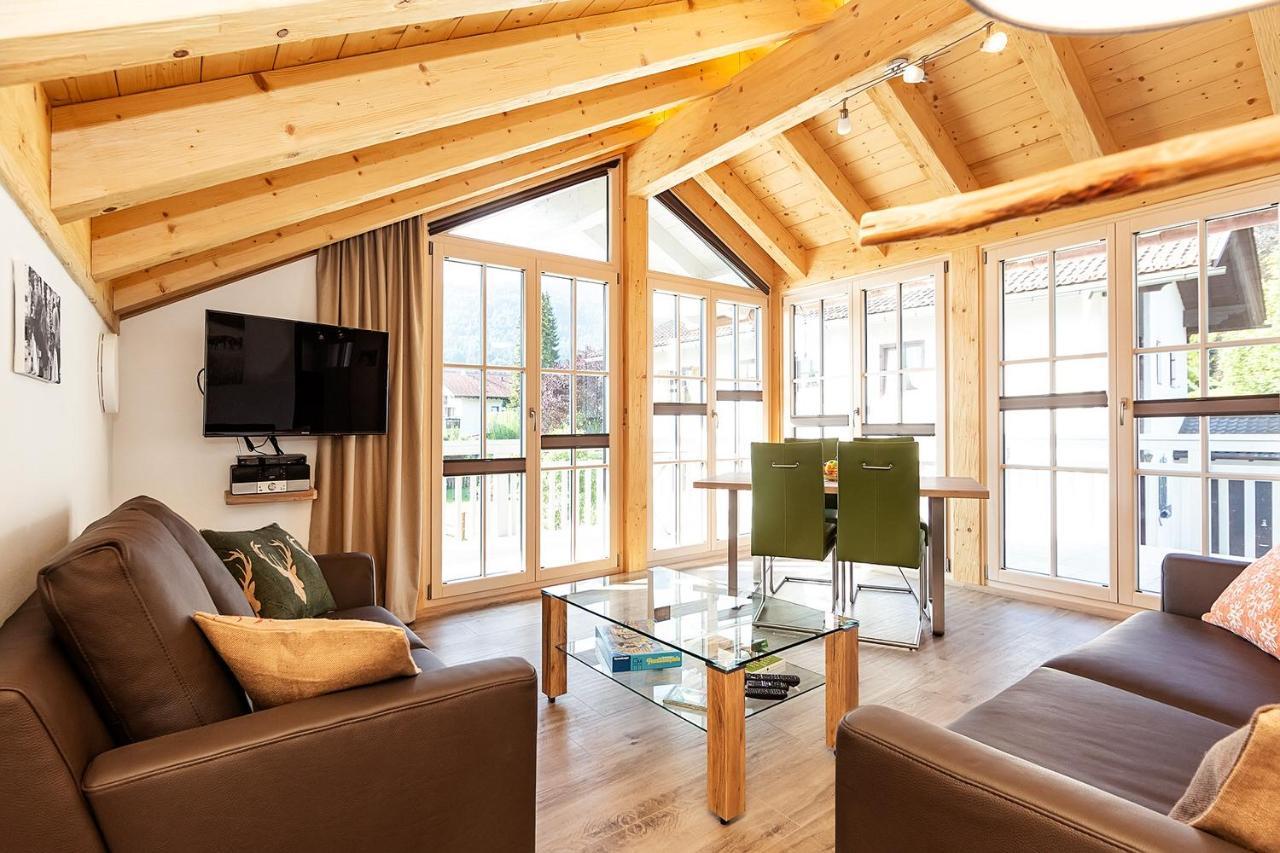 Ferienwohnung Graseck การ์มิช-พาร์เทนเคียร์เชน ภายนอก รูปภาพ